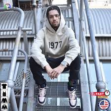 Essentials 1977 Hoodie A Timeless Staple in Modern Streetwear